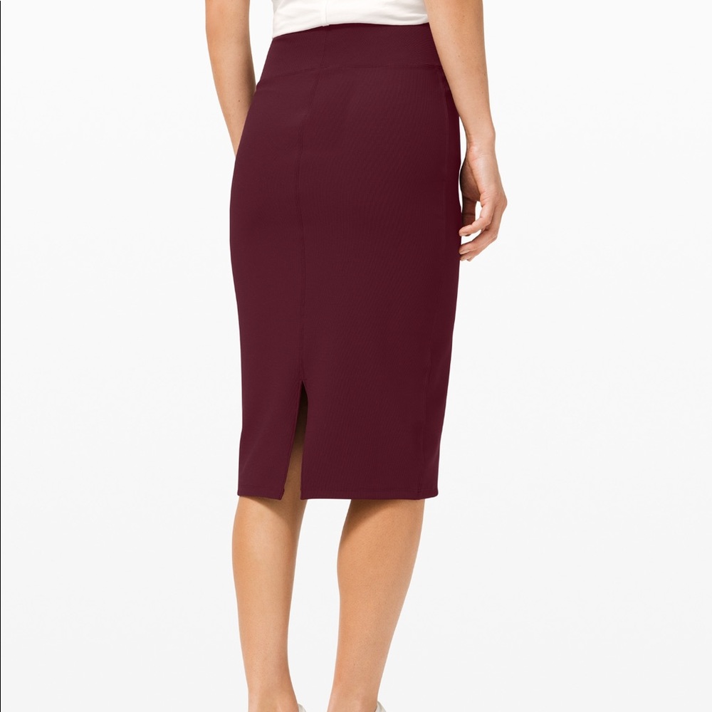 Lululemon A New Route Skirt